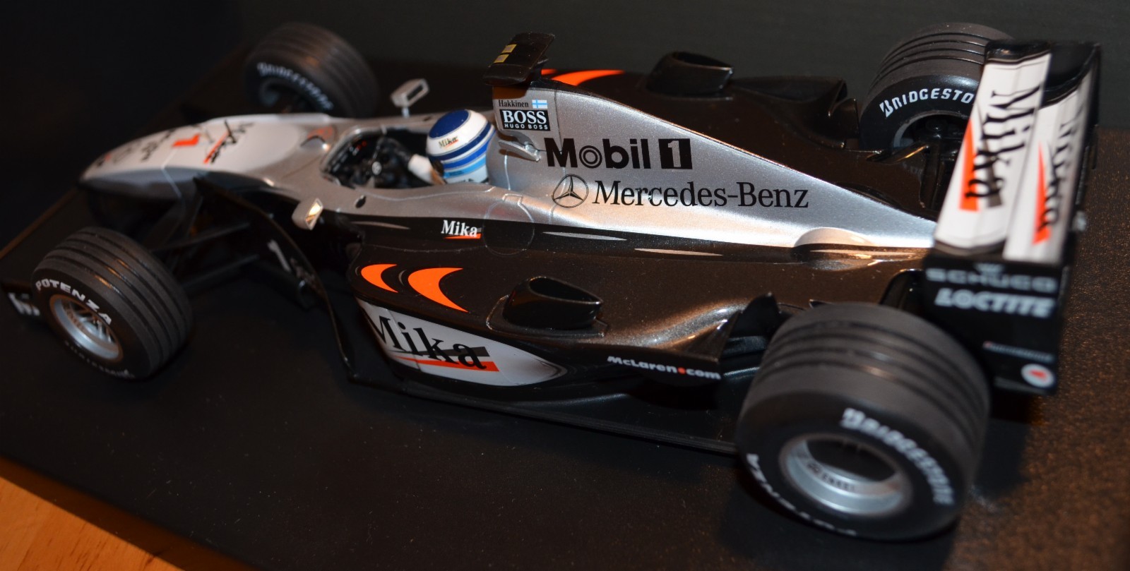 MIKA HAKKINEN 2000 MCLAREN MP4/15 1:18